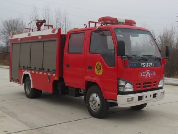 五十鈴2噸水罐消防車